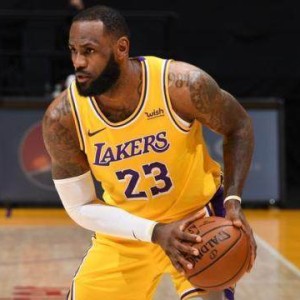 世界杯手机观看指南-西部分区冠军赔率出炉：快艇第二 湖人碾压领跑